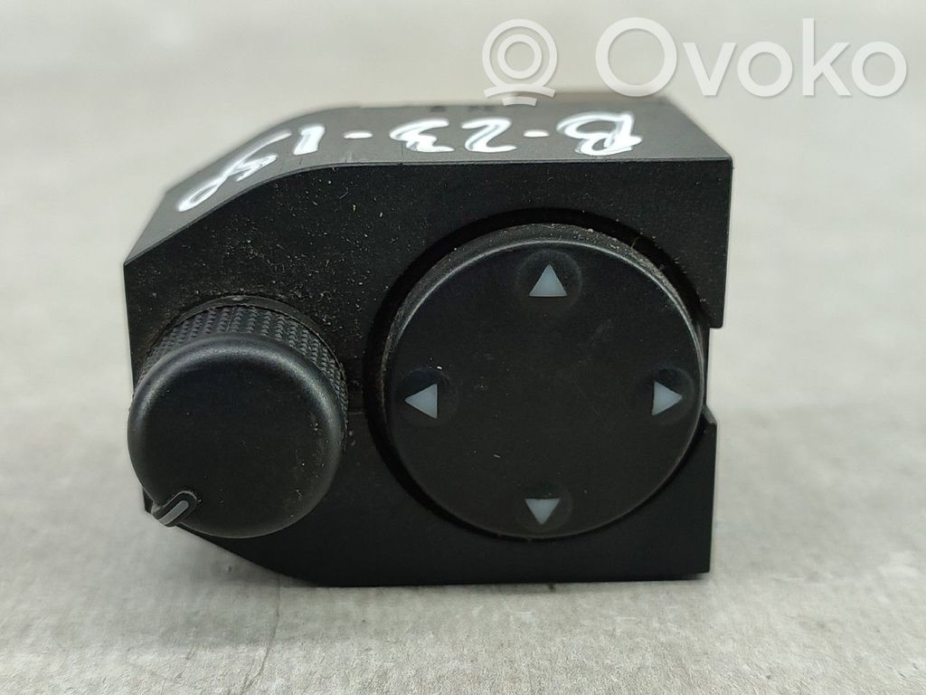 Audi A4 S4 B5 8D Interruttore specchietto retrovisore 