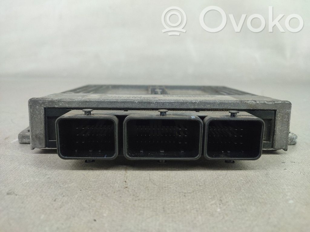 Renault Laguna II Unidad de control/módulo del motor 