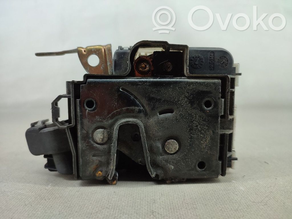 Volkswagen Polo III 6N 6N2 6NF Zamek drzwi przednich 