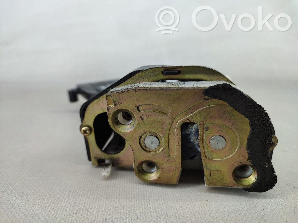 Rear door lock   6PINOS,3M71