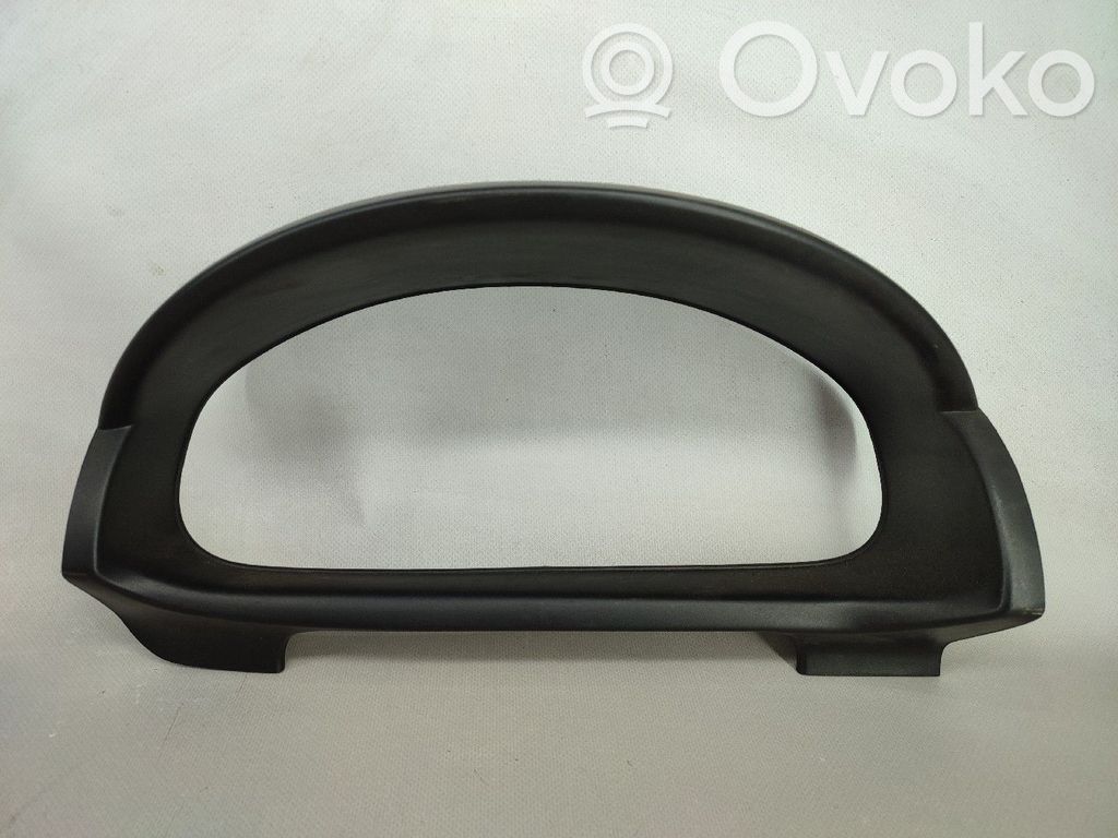 Mazda 2 Moldura del panel 