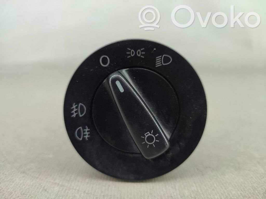Interruptor de luz   1C0941531A