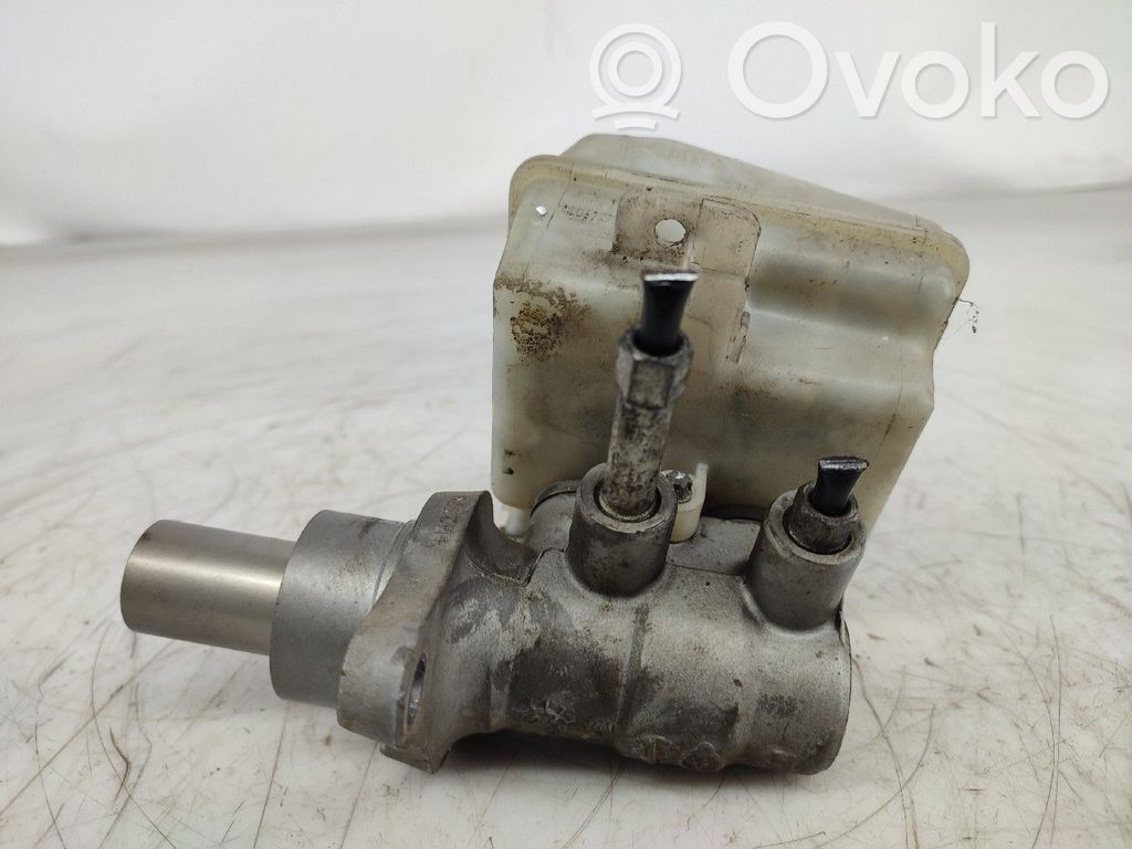 Główny cylinder hamulca   32067271