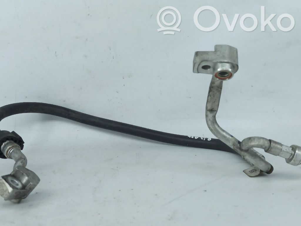 Ilmastointilaitteen putki (A/C)   H1F119N601HB,H1F119N602HA,JY63829