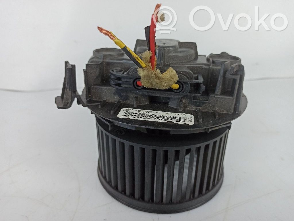 Nissan Note (E11) Mazā radiatora ventilators 