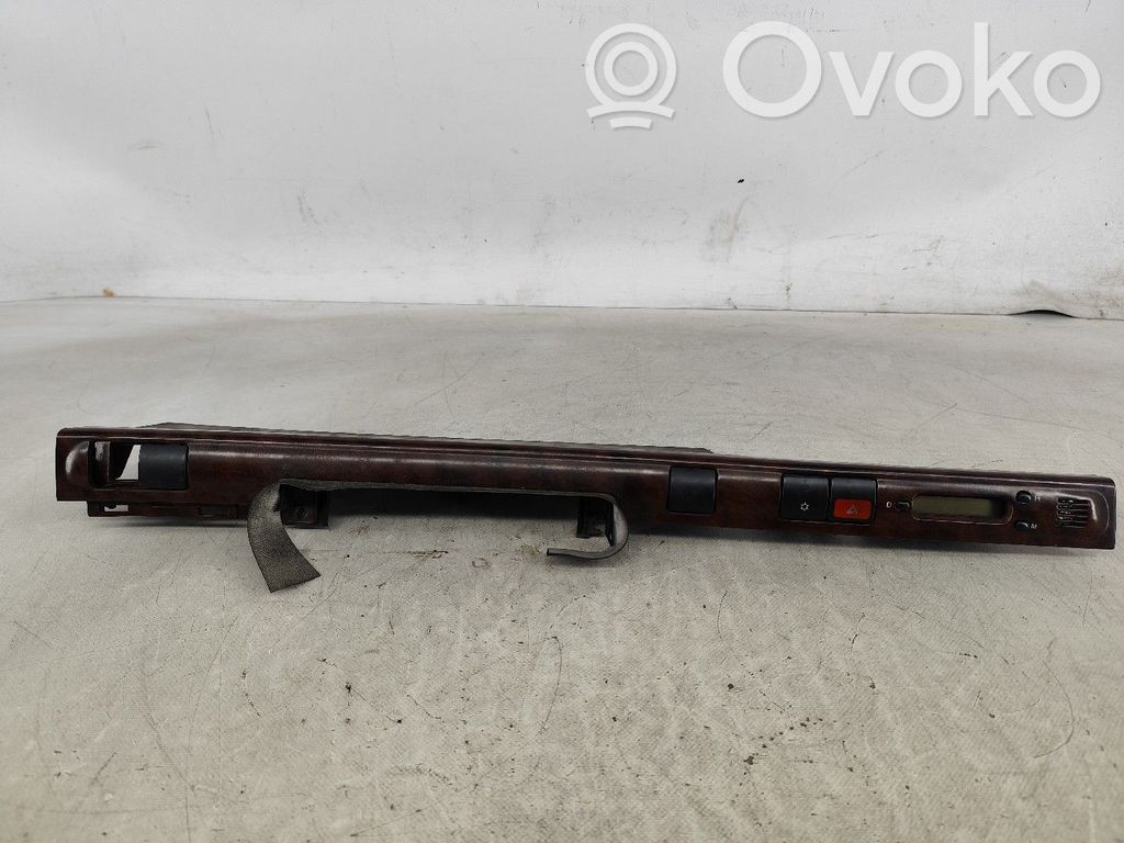 Citroen Xantia Konsola środkowa / Radio / GPS 