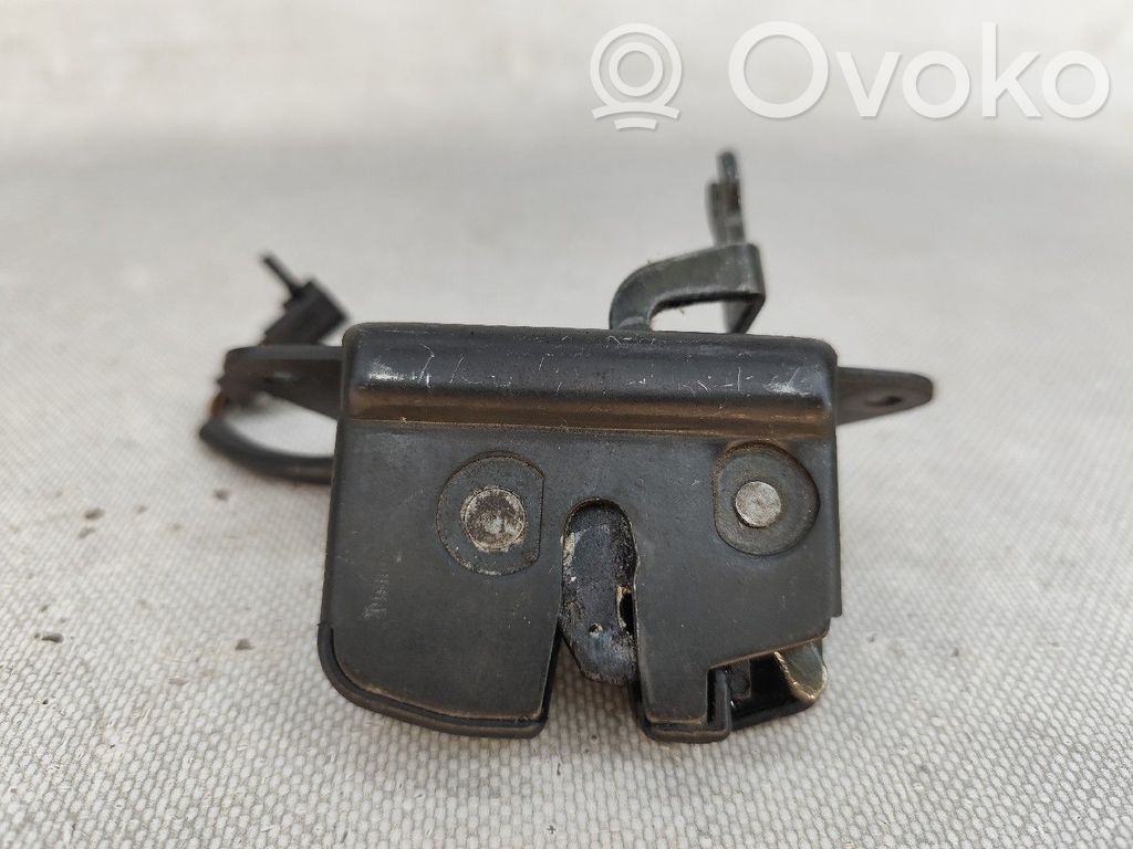 Tailgate exterior lock   NV,3PINOS