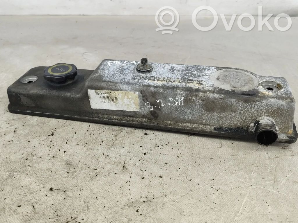 Ford Courier Cache culbuteur 