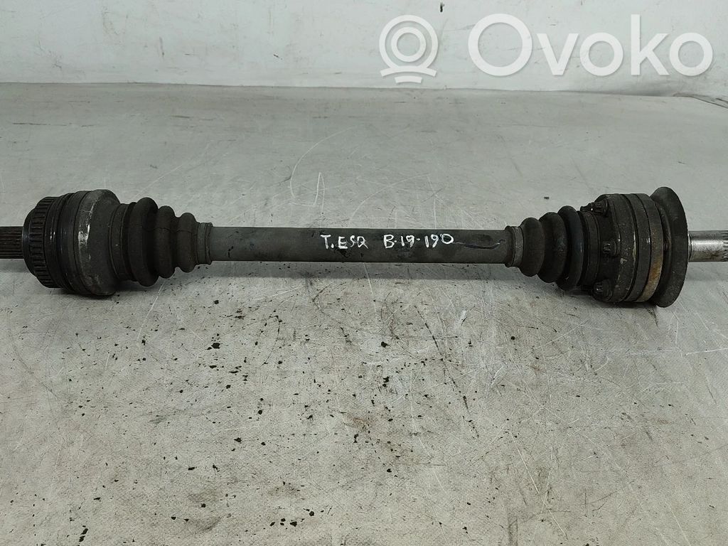 Rear driveshaft