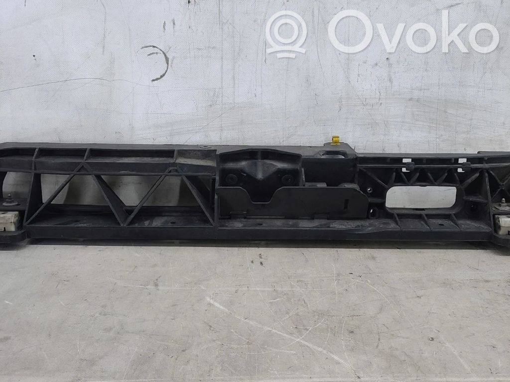 Citroen C4 II Picasso Panel mocowanie chłodnicy / dół 