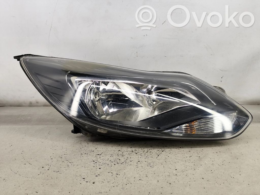 Ford Focus Etu-/Ajovalo
