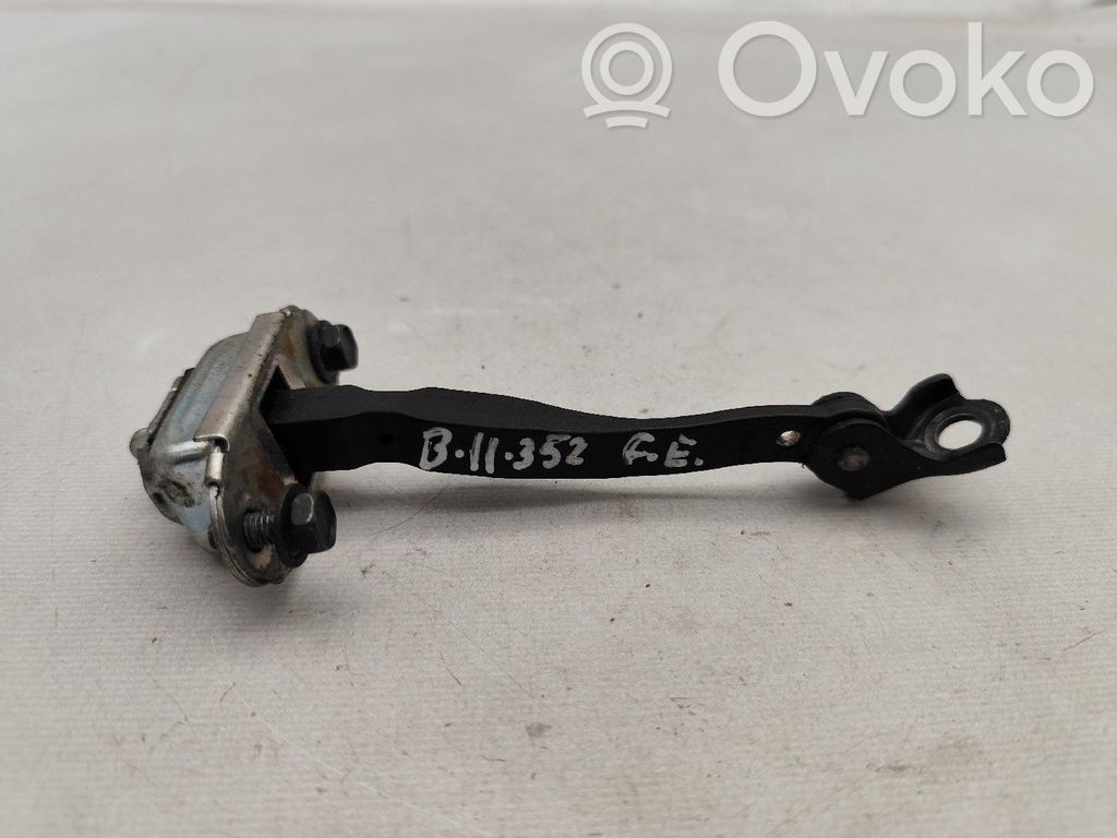 Nissan Juke I F15 Cerniera finecorsa della portiera anteriore