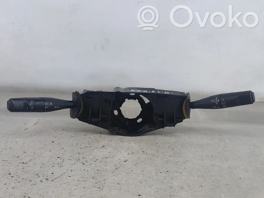 Peugeot 306 Autres commutateurs / boutons / leviers 