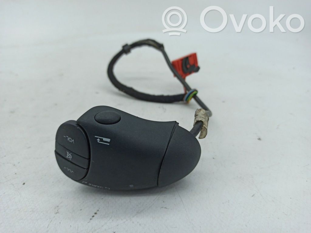 Sound control switch