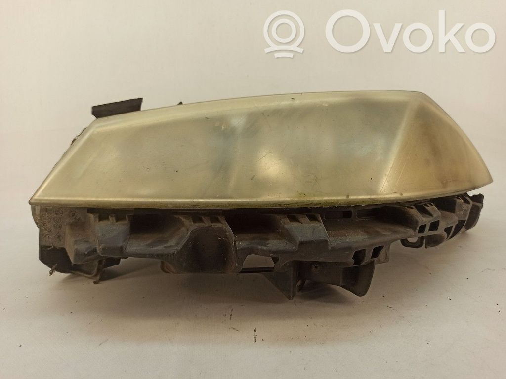 Scheinwerfer   8200073220J,3PINOS,5PINOS,89306990,VALEO