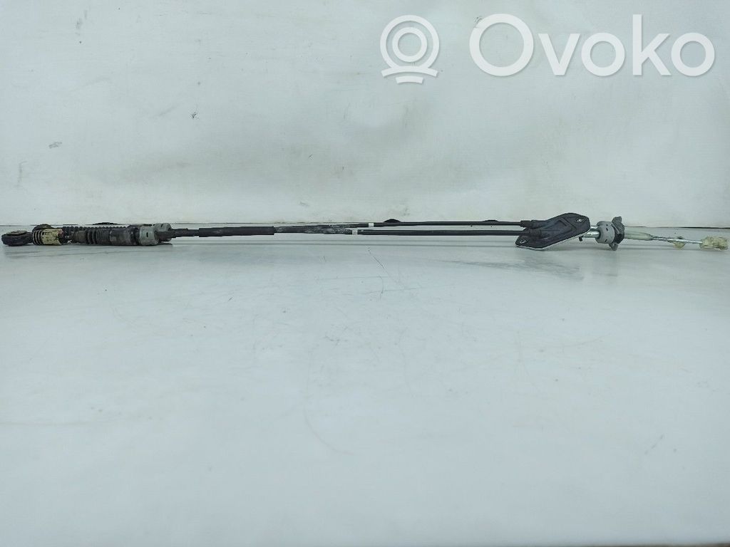 Gear shift cable linkage