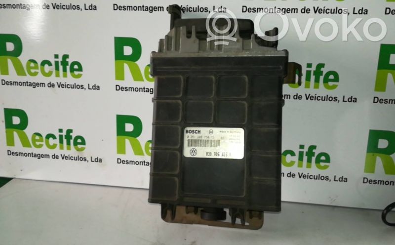 Volkswagen Golf III Engine control unit/module 