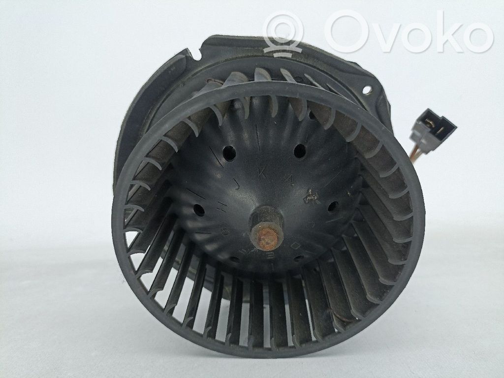 Mazā radiatora ventilators   NV