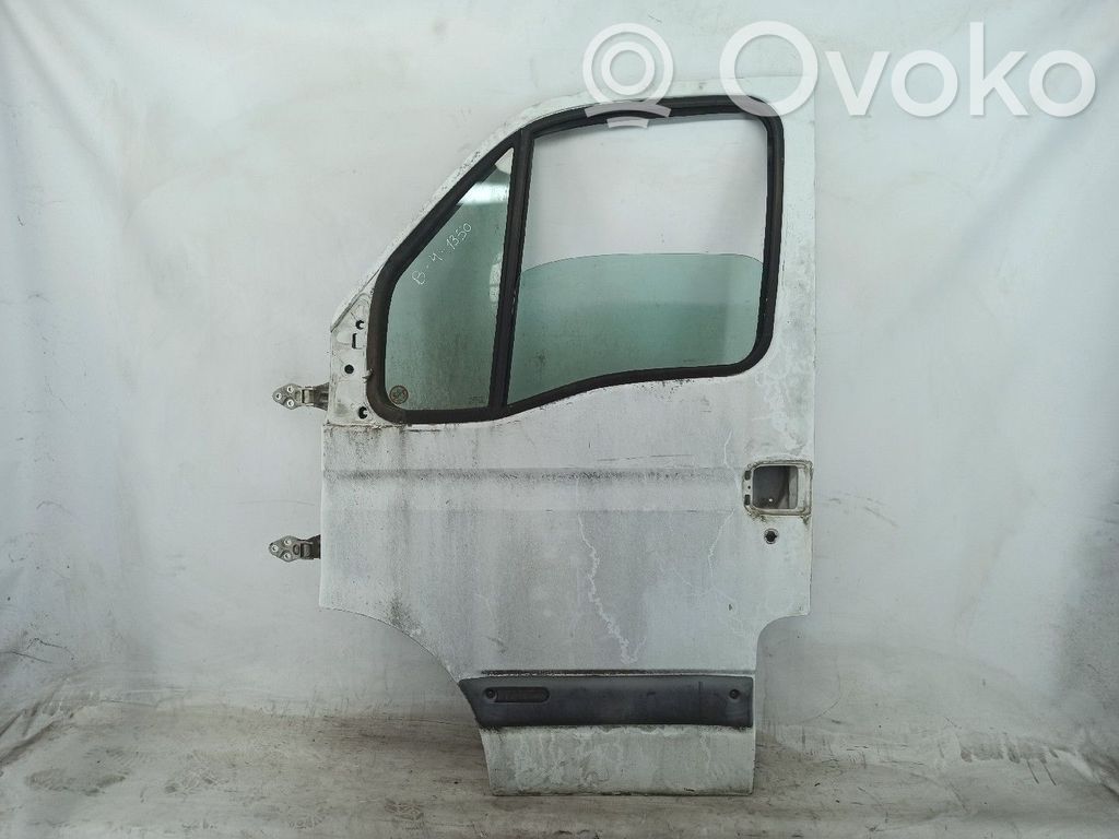 Renault Mascott Ușă față