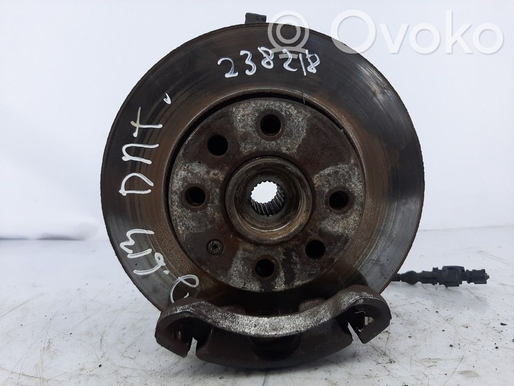 Opel Corsa C Priekinis kelmas 