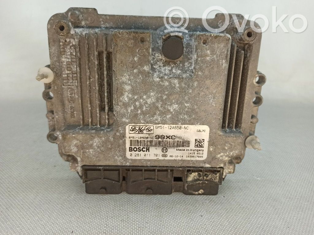 Unidad de control/módulo del motor   6M5112A650NC,0281011701