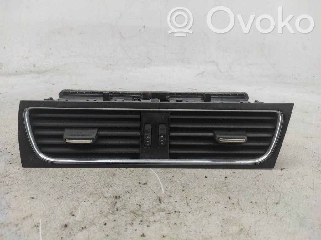 Audi RS4 B8 Grille d'aération centrale
