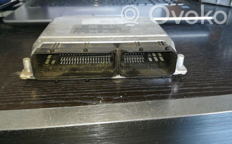 Volkswagen PASSAT B5 Motorsteuergerät/-modul