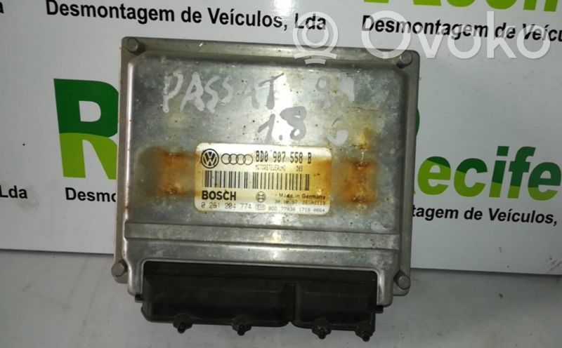 Sterownik / Moduł ECU   8D0907558B,0261204774