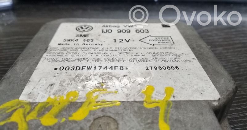 Volkswagen Golf IV Centralina/modulo airbag