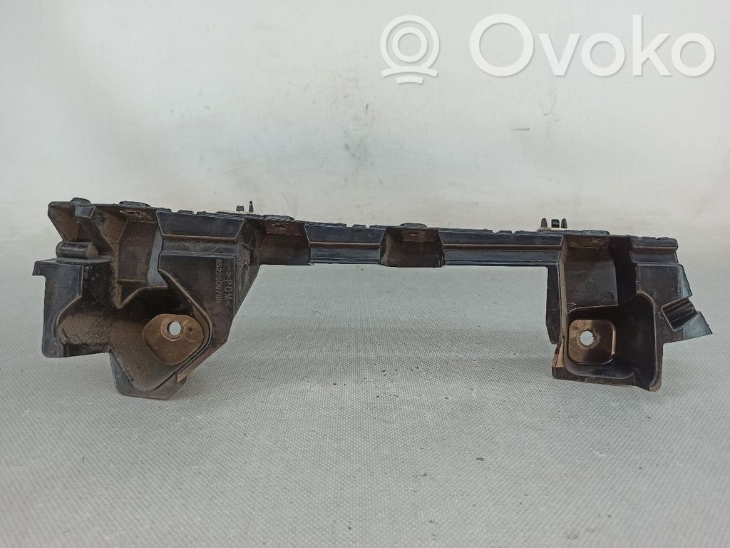 Renault Megane IV Soporte del parachoques delantero 