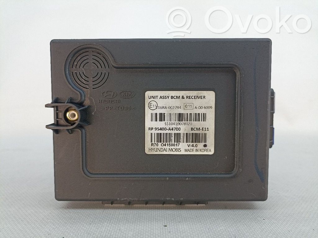 KIA Carens III Unidad de control/módulo del motor 