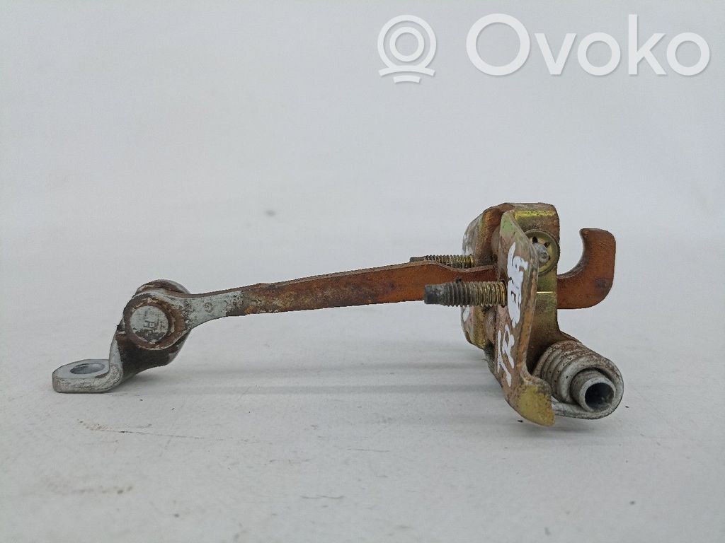 Peugeot 307 Etuoven pidätin 