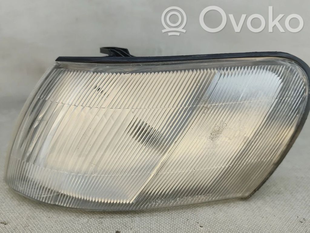 Toyota Corolla E100 Clignotant de pare-chocs avant 