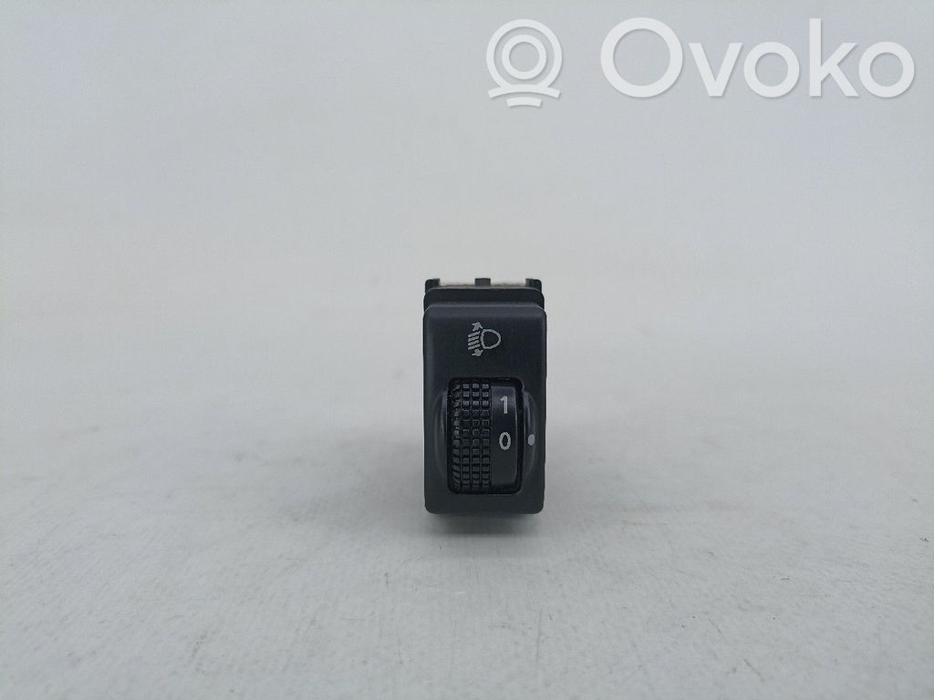 Nissan X-Trail T30 Multifunctional control switch/knob 
