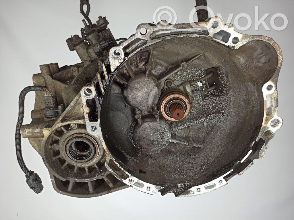 Manual 5 speed gearbox   S828J0,006600,6VELO