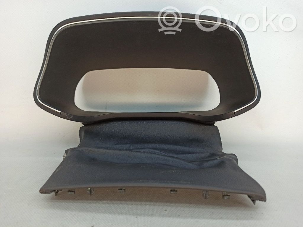 Moldura del panel   682402560R,682408481R