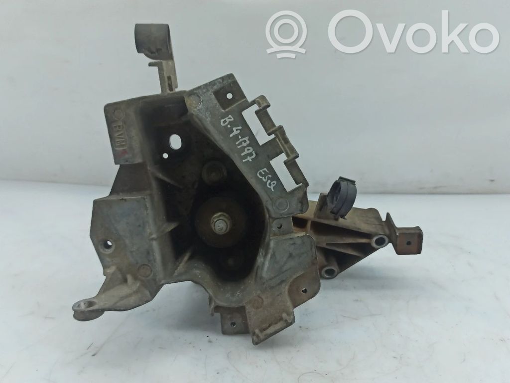 Soporte de montaje del motor   ESQUERDO,330350221,331000111,430825,7700415097