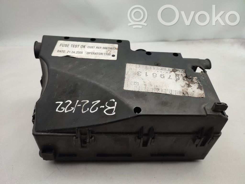 Volvo V50 Sulakerasia 