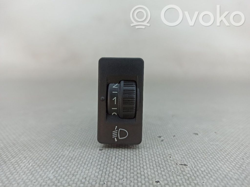Peugeot 208 I Multifunctional control switch/knob 
