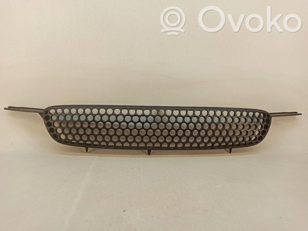 Front grill   531111A300