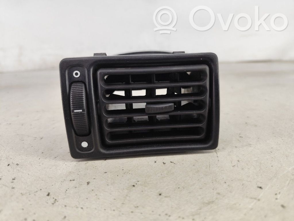 Ford Fiesta Grille d'aération centrale 
