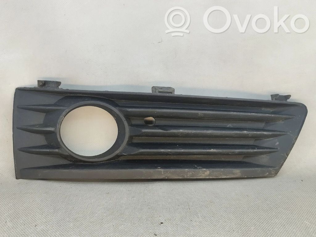Opel Zafira B Rivestimento del pannello parte angolare del paraurti anteriore 