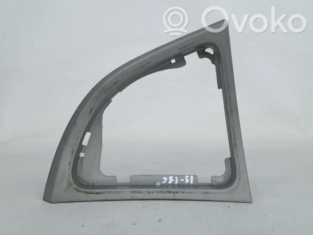 BMW 1 E81 E87 Cadre, panneau d'unité radio / GPS