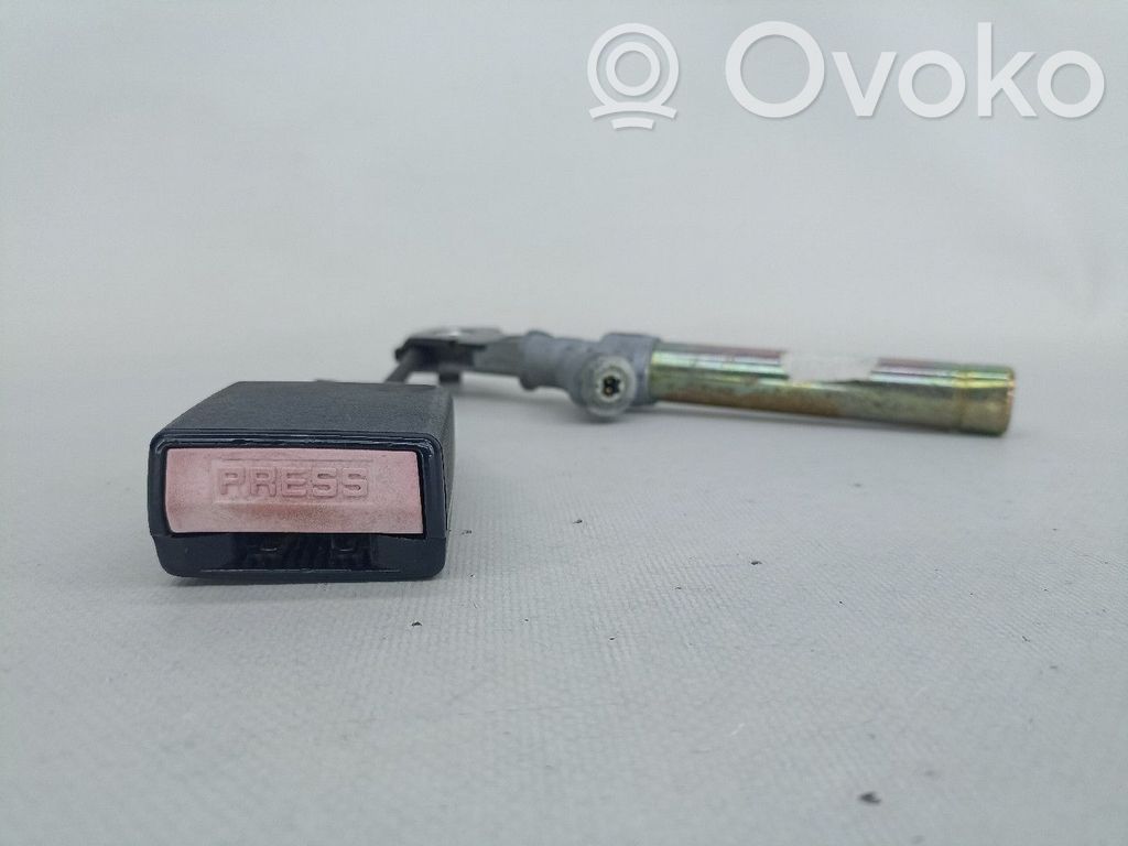 Hebilla del cinturón delantero   NV