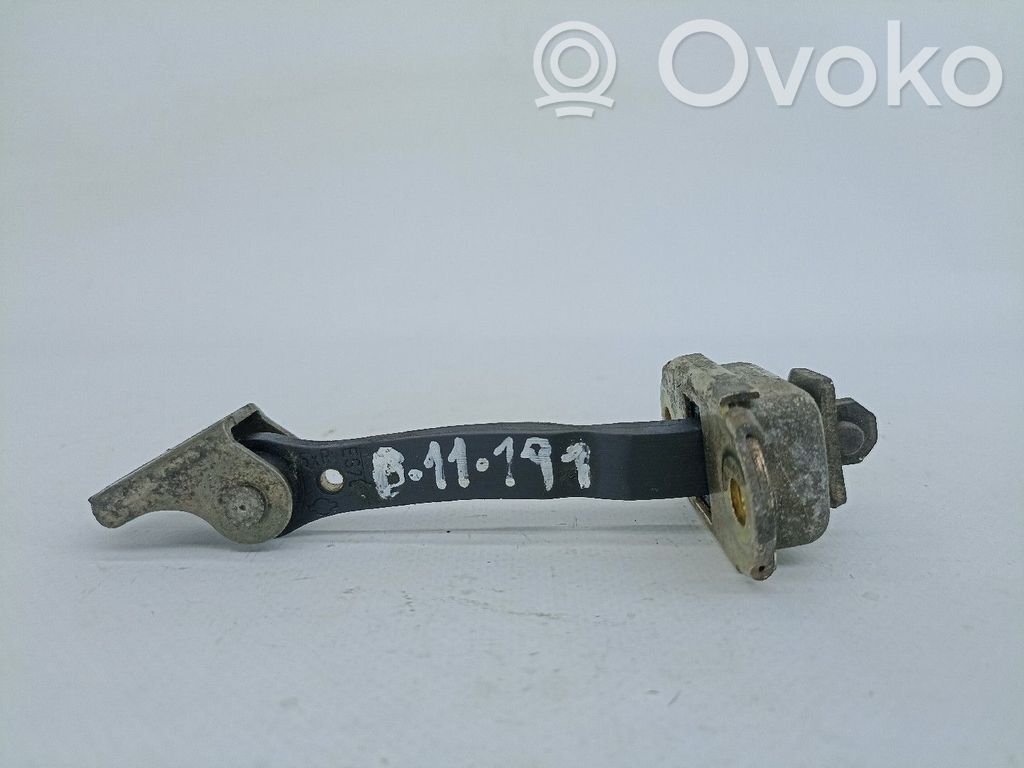 Nissan Micra Tope freno de puerta delantera 
