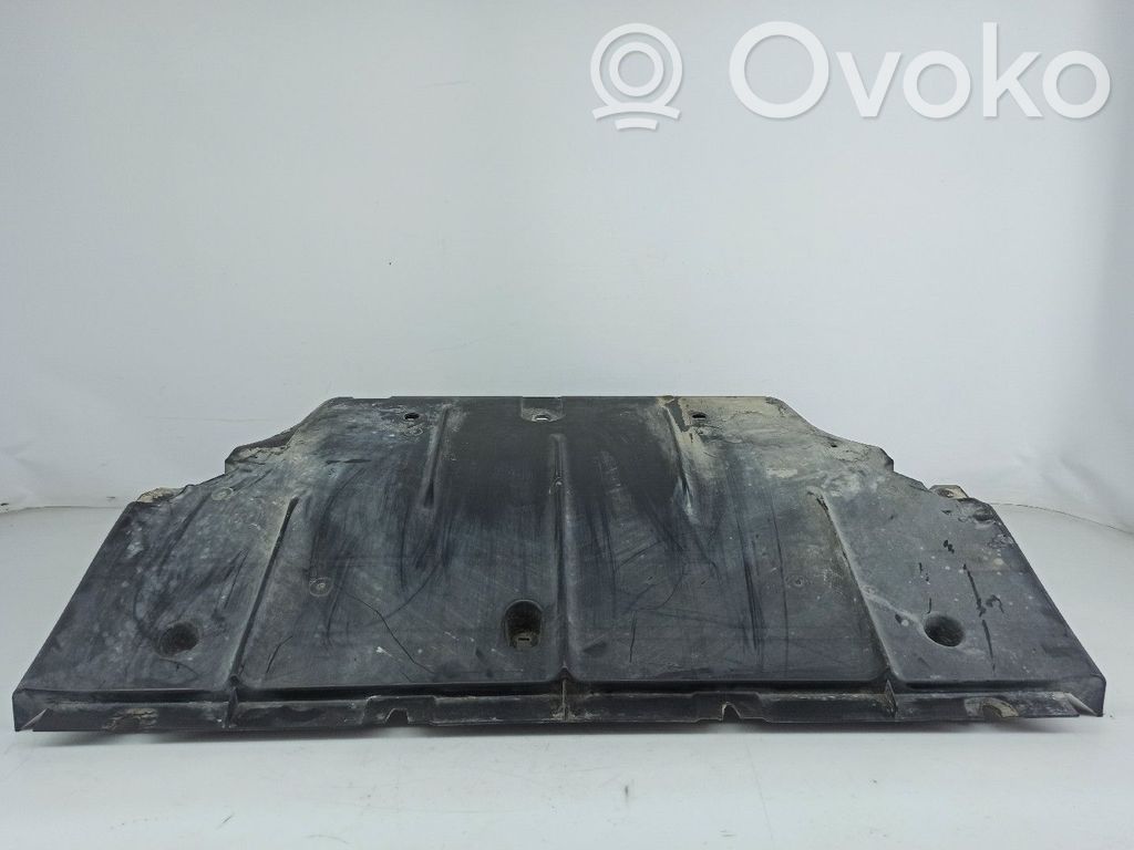 Placa protectora/protector antisalpicaduras motor   748A03392R