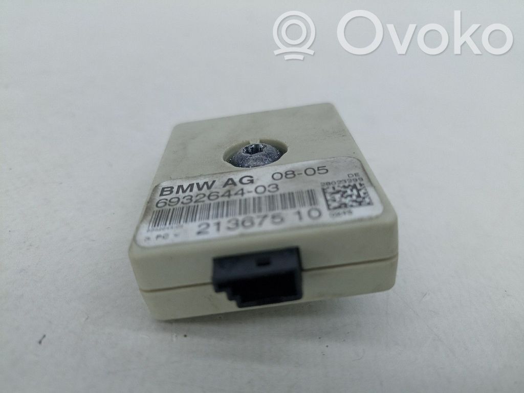 BMW 3 E90 E91 Moottorin ohjainlaite/moduuli 