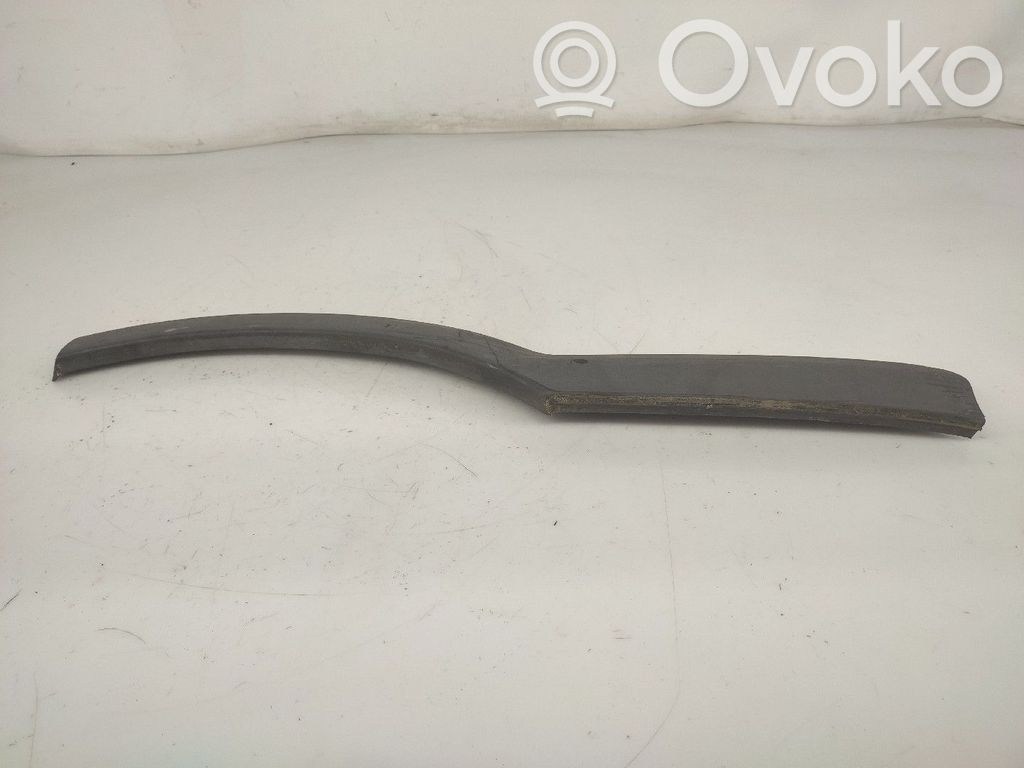 Opel Zafira A Rivestimento passaruota posteriore