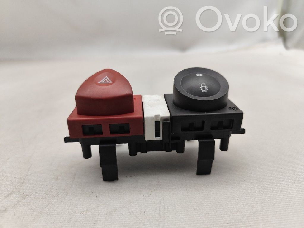 Botón interruptor de luz de peligro   8200095493,8200107803,8200109723