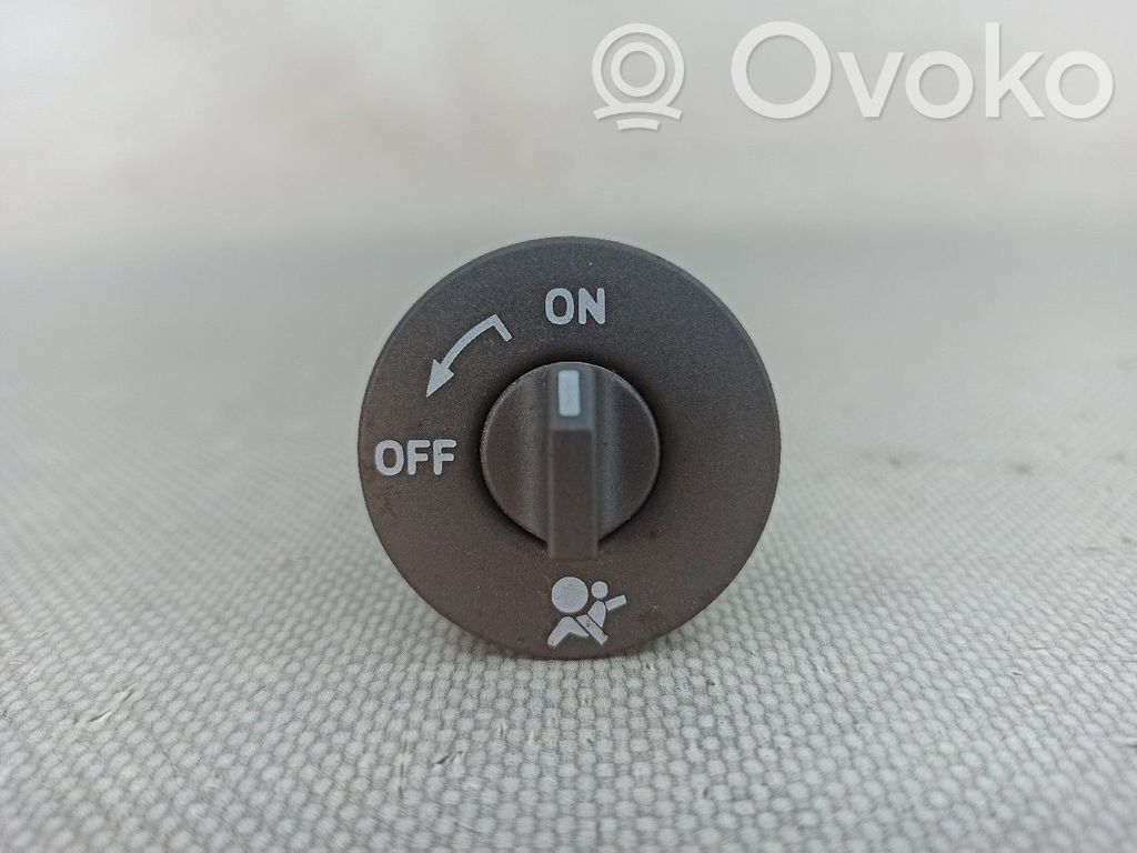 Multifunctional control switch/knob   AIRBAGON,2PINOS,8200169589D